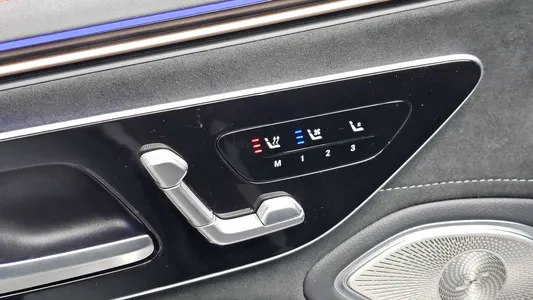 Mercedes-Benz EQS V297 EQS450+ AMG 2022 33