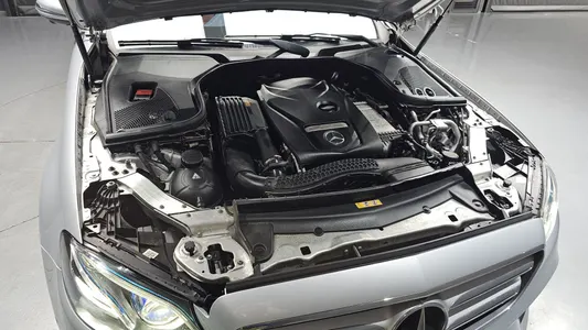 Mercedes-Benz E-Class W213 E300 4MATIC AMG Line 2017 6
