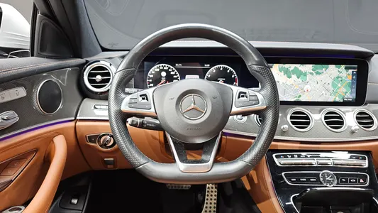 Mercedes-Benz E-Class W213 E300 4MATIC AMG Line 2017 13