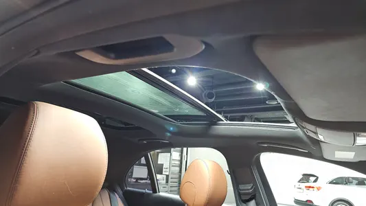 Mercedes-Benz E-Class W213 E300 4MATIC AMG Line 2017 18
