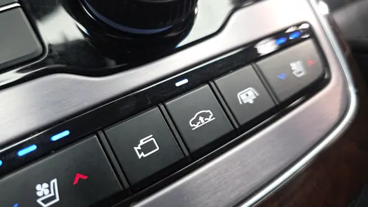 Hyundai () VS380 2014 32