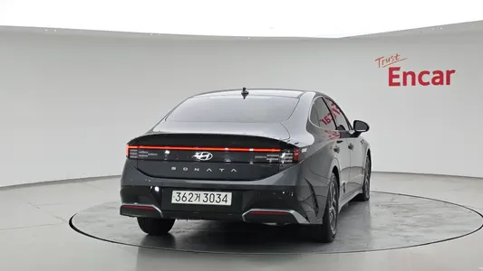 Hyundai (DN8) 2024 4