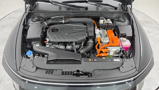Hyundai (DN8) 2024 6