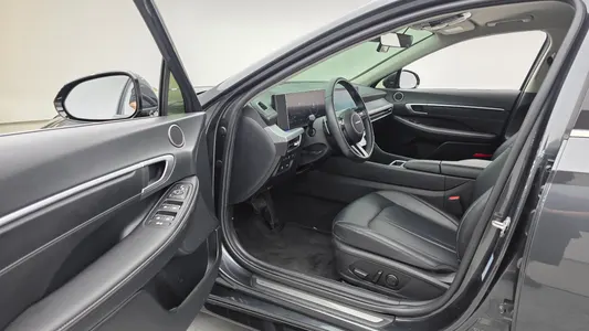 Hyundai (DN8) 2024 10