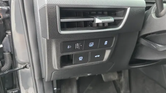 Hyundai (DN8) 2024 27