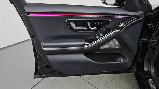 Mercedes-Benz S-Class W223 S580L 4MATIC 2022 24