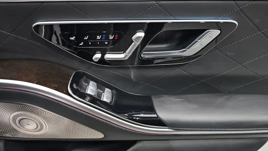 Mercedes-Benz S-Class W223 S580L 4MATIC 2022 32