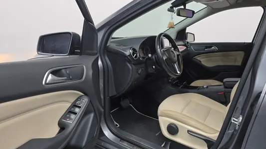 Mercedes-Benz B-Class W246 B200 CDI 2012 9