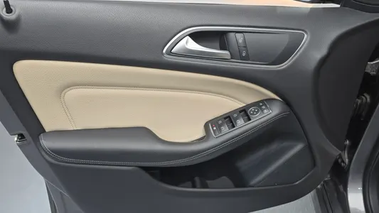 Mercedes-Benz B-Class W246 B200 CDI 2012 24