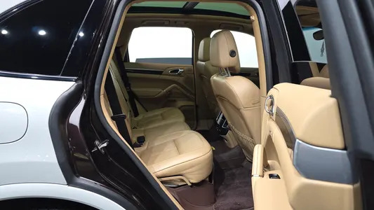 Porsche 카이엔 3.0 2017 12