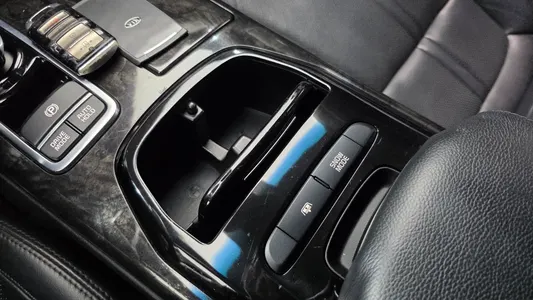 Kia K9 3.3 GDI 2014 32