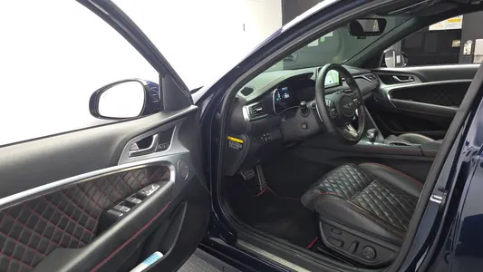 Genesis G70 3.3T AWD 2019 10
