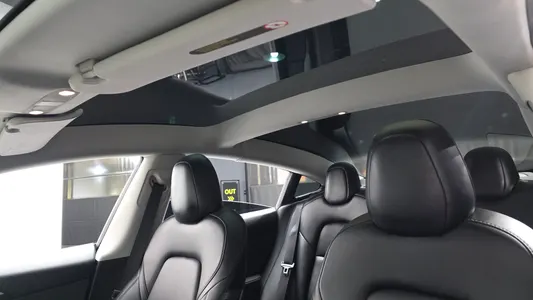 Tesla 3 AWD 2021 19