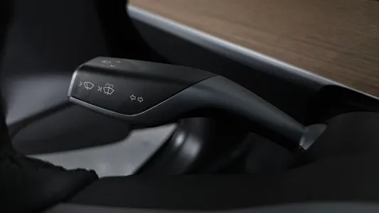 Tesla 3 AWD 2021 29
