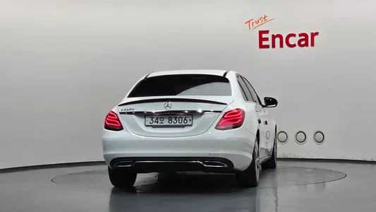 Mercedes-Benz C-Class W205 C220 d 2018 4