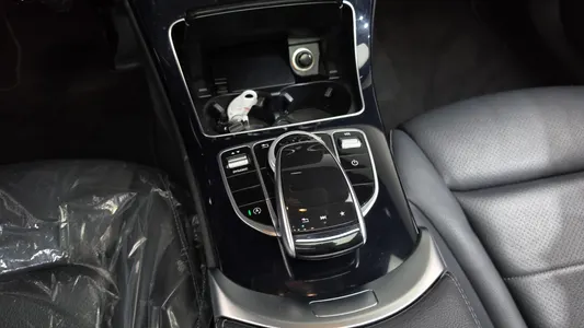 Mercedes-Benz C-Class W205 C220 d 2018 9