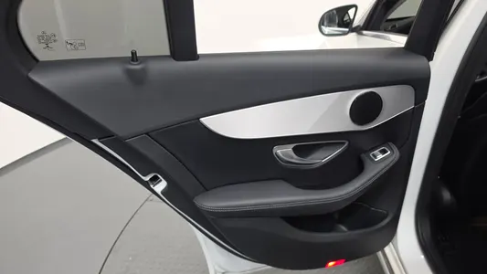 Mercedes-Benz C-Class W205 C220 d 2018 25