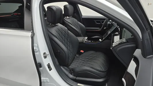 Mercedes-Benz S-Class W223 S500L 4MATIC 2025 26