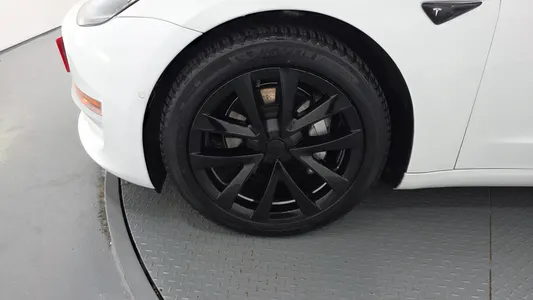 Tesla 3 AWD 2020 5