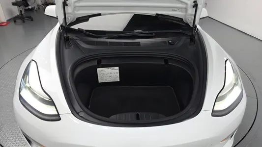Tesla 3 AWD 2020 6