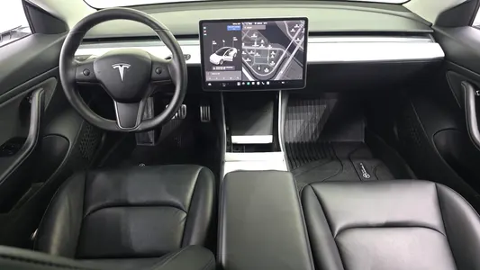Tesla 3 AWD 2020 7