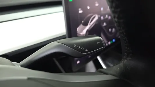 Tesla 3 AWD 2020 9