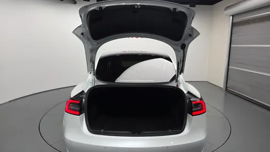 Tesla 3 AWD 2020 20