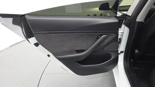 Tesla 3 AWD 2020 25
