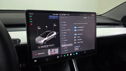 Tesla 3 AWD 2020 27