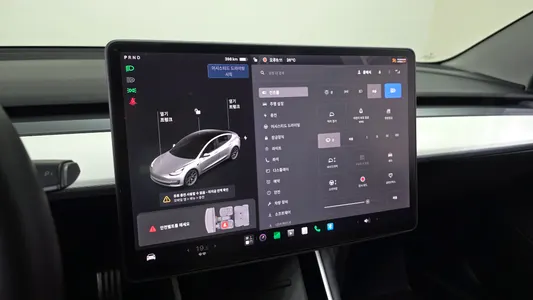 Tesla 3 AWD 2020 29