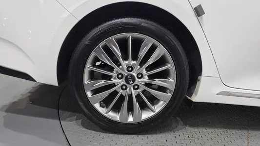 Kia K5 2 2.0 2018 5