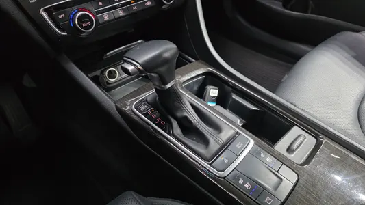 Kia K5 2 2.0 2018 9