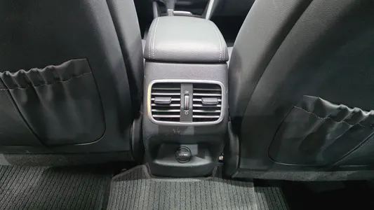 Kia K5 2 2.0 2018 19