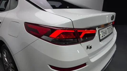 Kia K5 2 2.0 2018 23