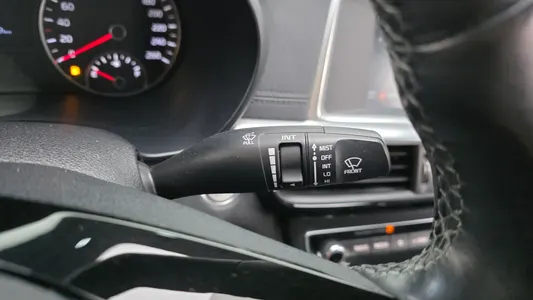 Kia K5 2 2.0 2018 28