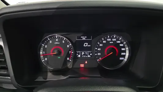KG Mobility 베리 티볼리 1.5 2WD 2021 8