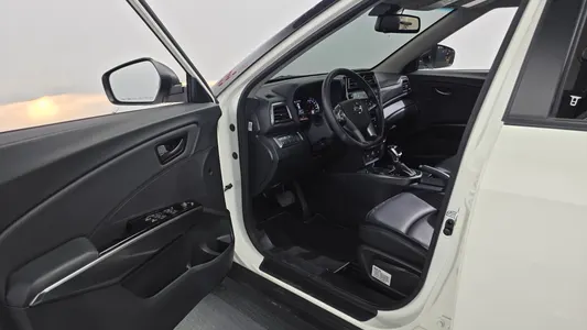 KG Mobility 베리 티볼리 1.5 2WD 2021 10