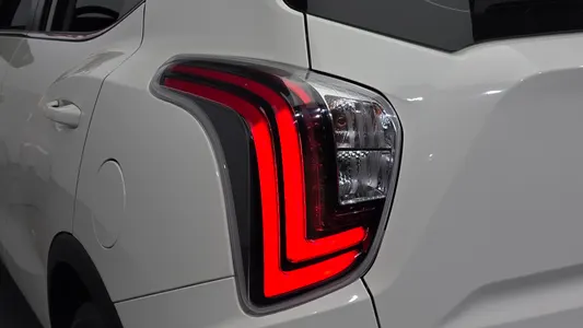 KG Mobility 베리 티볼리 1.5 2WD 2021 23