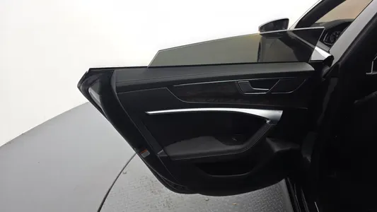 Audi A7 (4K) 45 TDI 2020 25