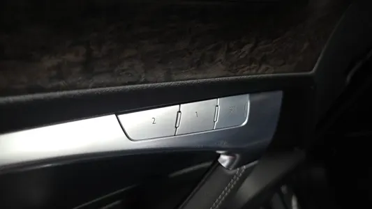 Audi A7 (4K) 45 TDI 2020 33