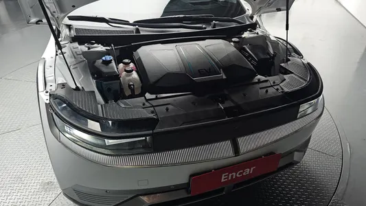Hyundai Ioniq 5 AWD 2023 6