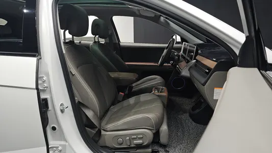 Hyundai Ioniq 5 AWD 2023 10