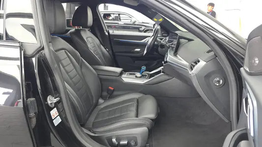 BMW i4 eDrive40 M 2022 11