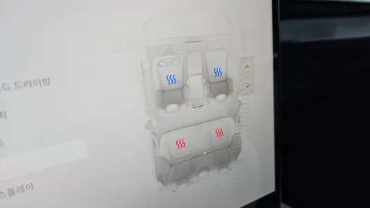 Tesla 3 RWD 2025 16