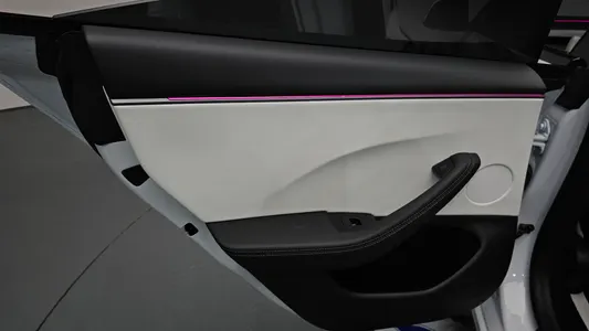 Tesla 3 RWD 2025 26