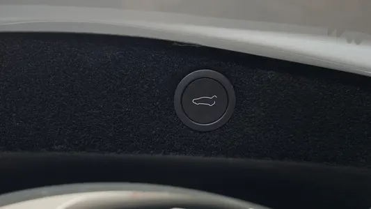 Tesla 3 RWD 2025 34