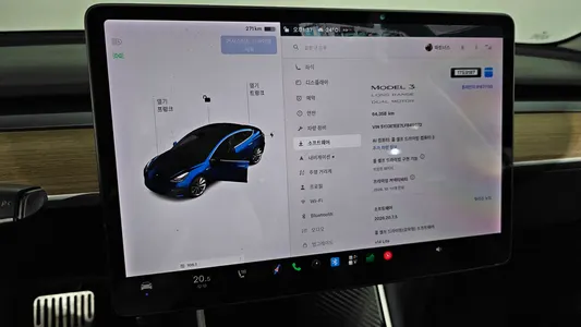 Tesla 3 AWD 2020 8