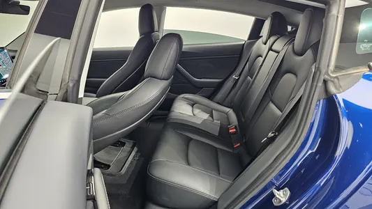 Tesla 3 AWD 2020 12