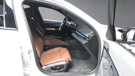 BMW i5 (G60) M60 xDrive 2023 11