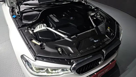 BMW 5 Series (G30) 530i xDrive M 2018 6